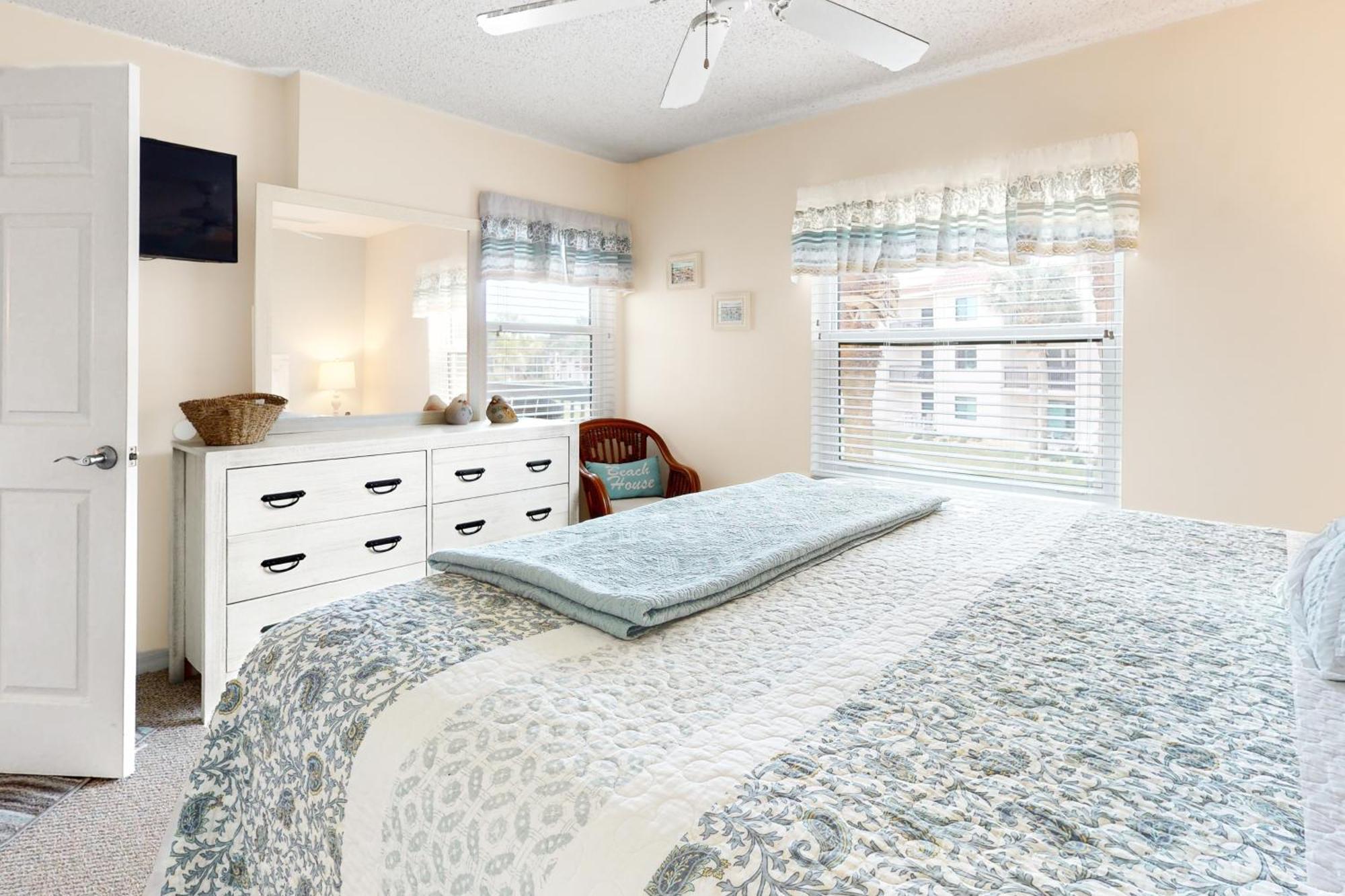 Ocean Village Club Butler Beach Room photo